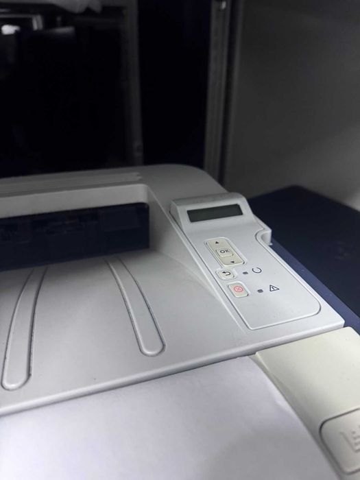 Недорогі принтера, працюють як часи HP LaserJet