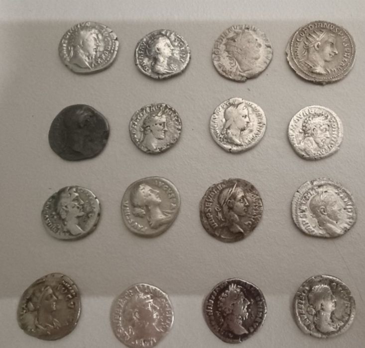 Серебряные динарий