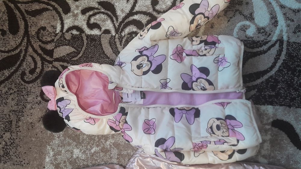 Речі для дівчинки куртка жилетка