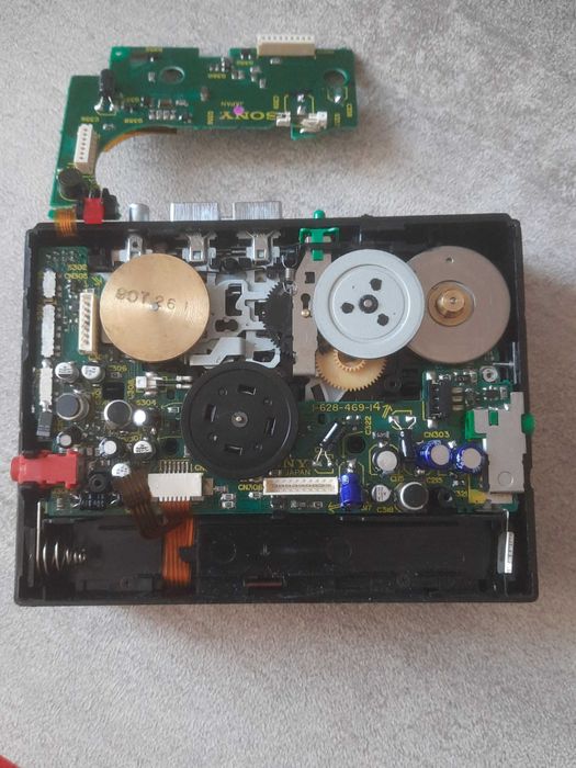 Кассетный плеер SONY WM-AF67