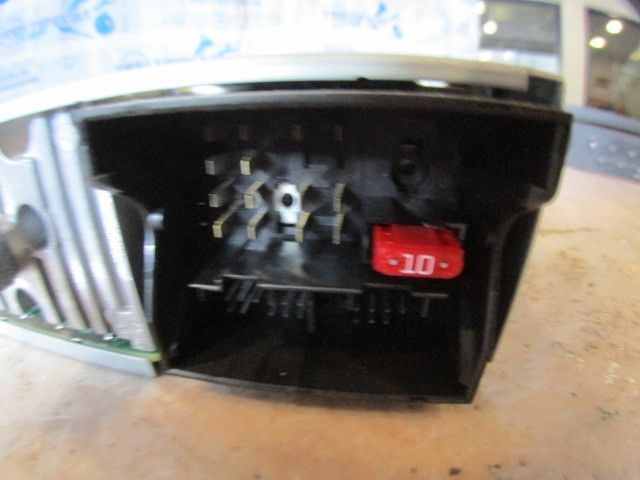 Rádio / auto-rádio RENAULT Megane III (BZ0_)