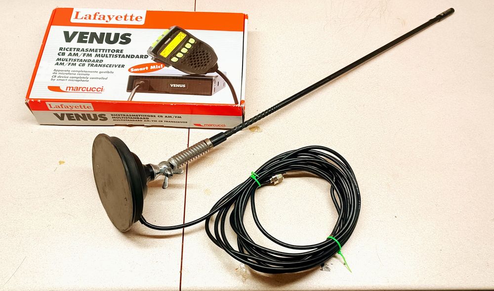 CB Radio Lafayette VENUS + antena Sirio -  komplet