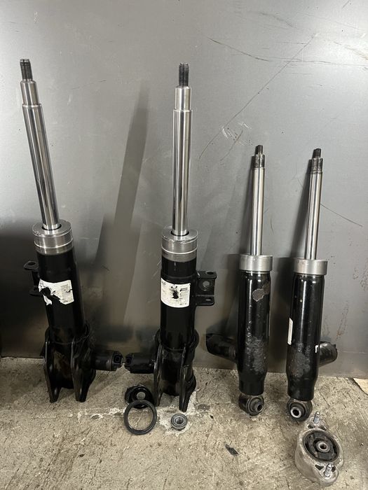 ЯКІСНИЙ РЕМОНТ амортизаторів, стійок Mercedes W212 W218 з системою EDC