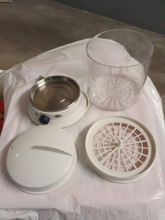 Estrelizador de biberões elétrico