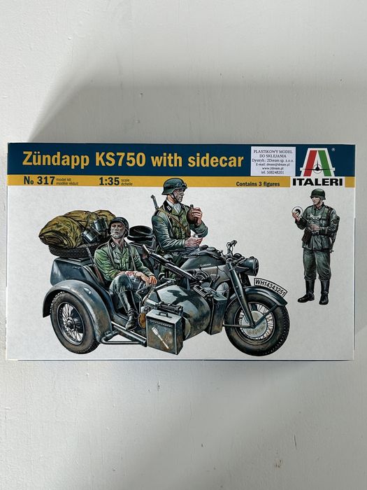 Motor Zundapp KS750 with sidecar model do sklejenia Italeri 0317