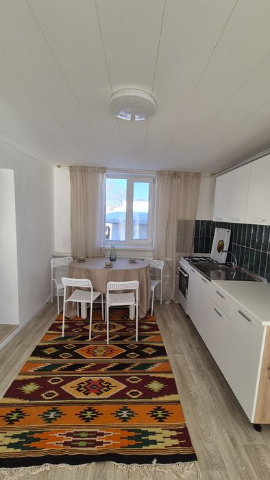 Продаж  будинку.  М. Тараща два будинки.  без комісії для покупця