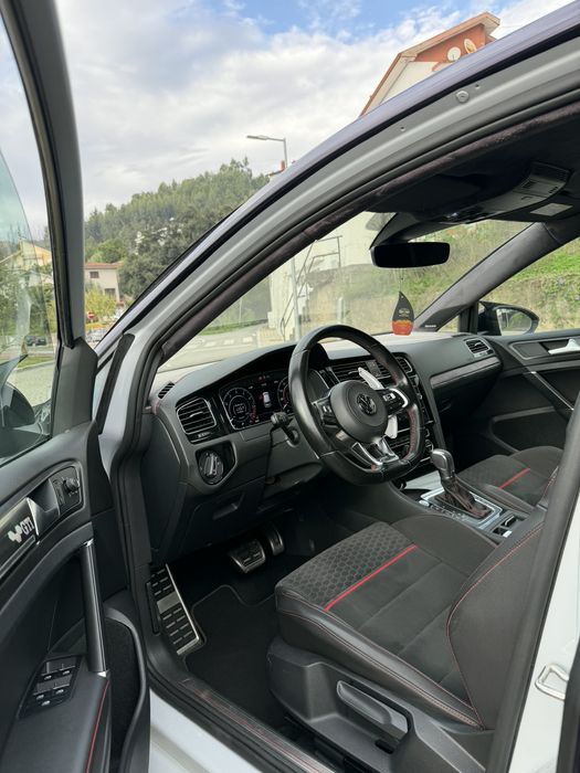 WV golf GTI 7.5  Performance 180kw 2018