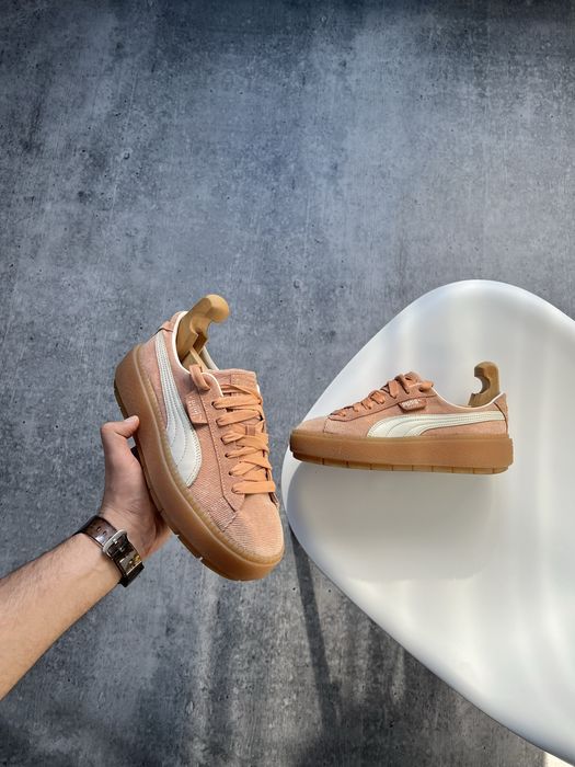 Оригінал Кросівки Puma Platform 39 Розмір 25 см Як нові: 850 грн ...