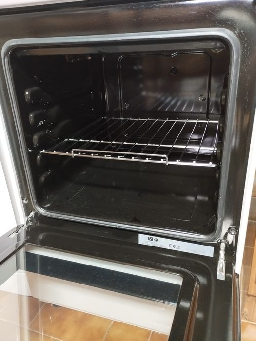 Forno eléctrico com 4 placas como novo