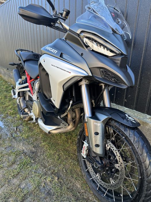 Ducati multistrada v4s 2023