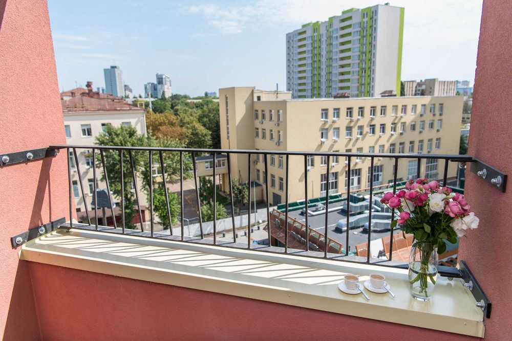 Затишні апартаменти з теплом та світлом, поруч з метро «Нивки» #P211