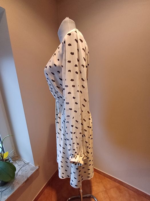 sukienka mini z długimi rękawami, H&M, roz. 40, stan idealny