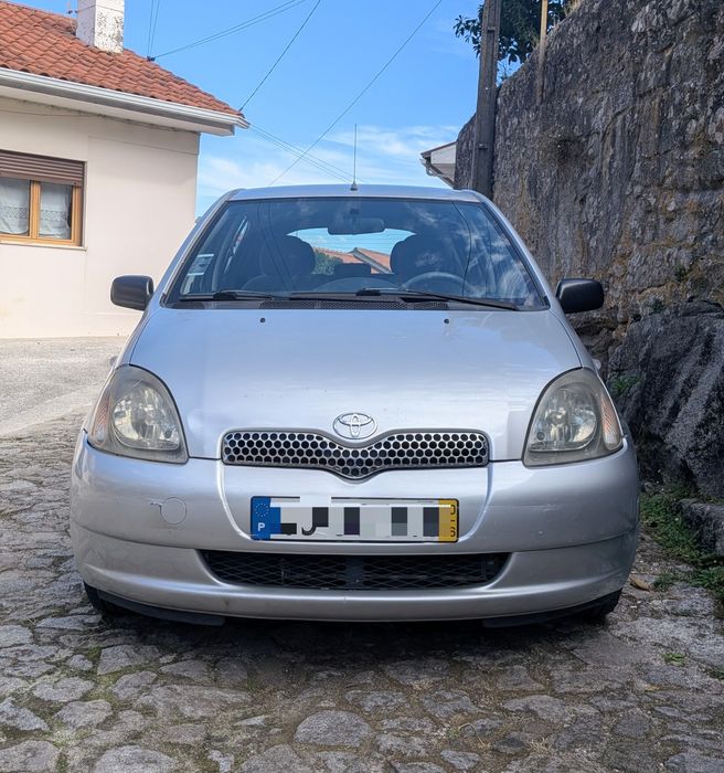 Toyota Yaris 1.0 VVT-i — photo 2