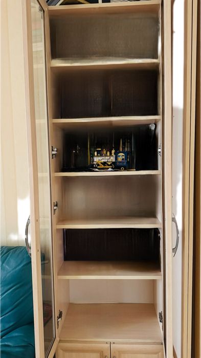 Шафа з полицями/ стіл офісний