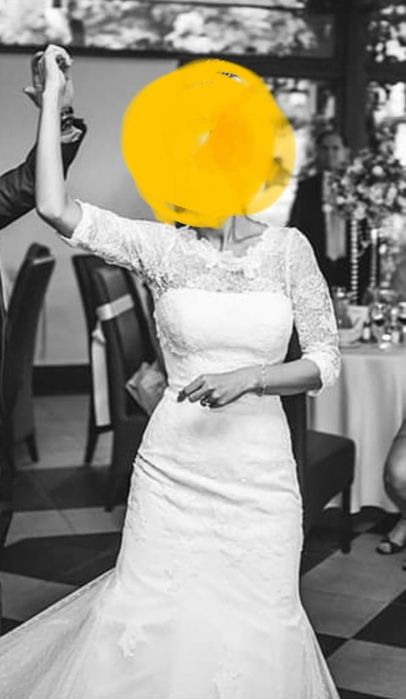 Suknia ślubna w kroju syreny