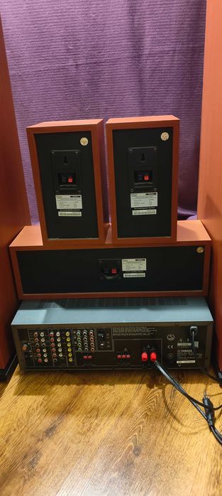 Amplituner Yamaha RX-V359 + głośniki Prism