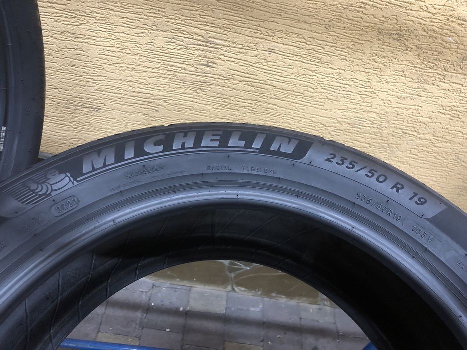 Літні шини 235/50 R19 (103V) MICHELIN