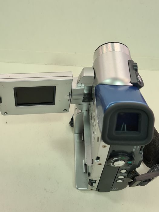 Видеокамера Tec DV7000