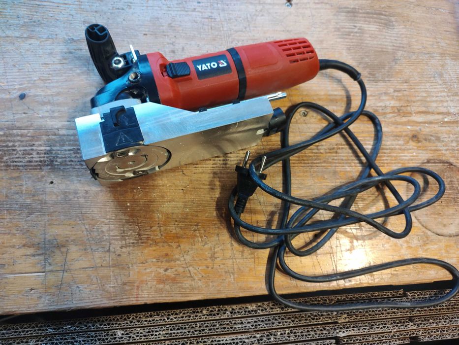 Frezarka do usuwania lakierów i farb 80mm 720W YT-82375 YATO