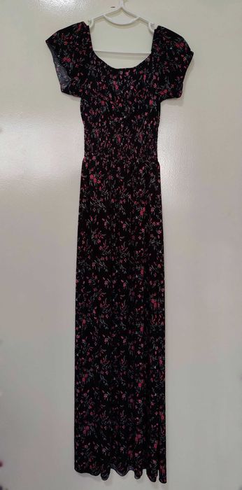 Vestido preto longo preto padrão floral - E&D, M/L
