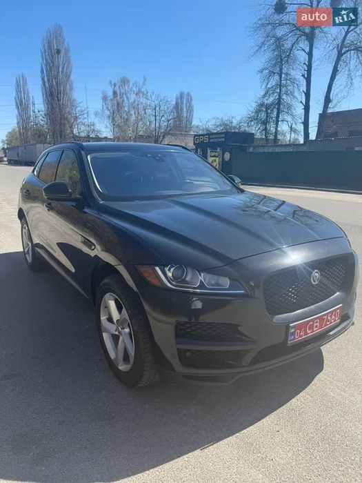 Jaguar F-Pace 2016