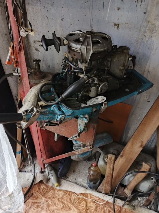 Мотор  Вихрь 25.