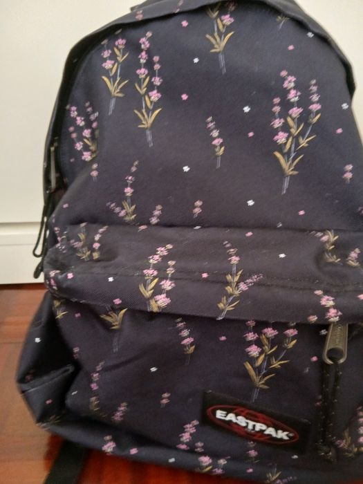 Mochila e porta laipis