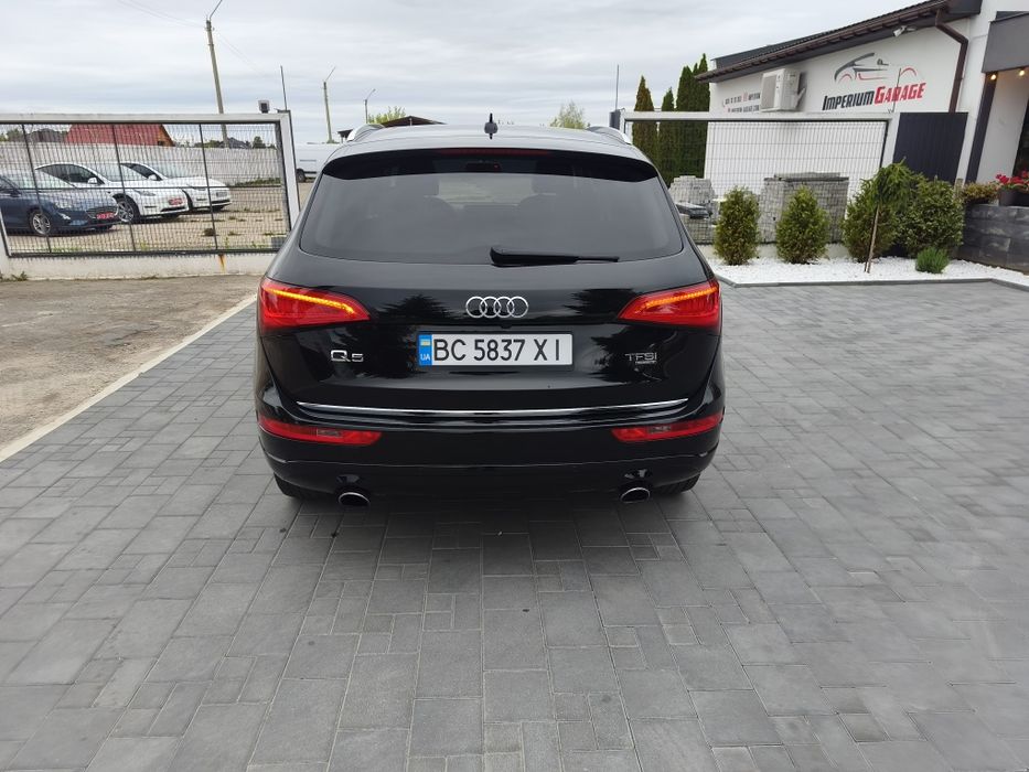 Audi Q5 Premium 2.0tfsi
