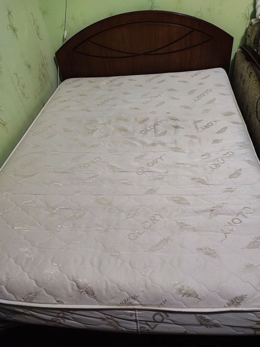 Продам ліжко з підйомним механізмом