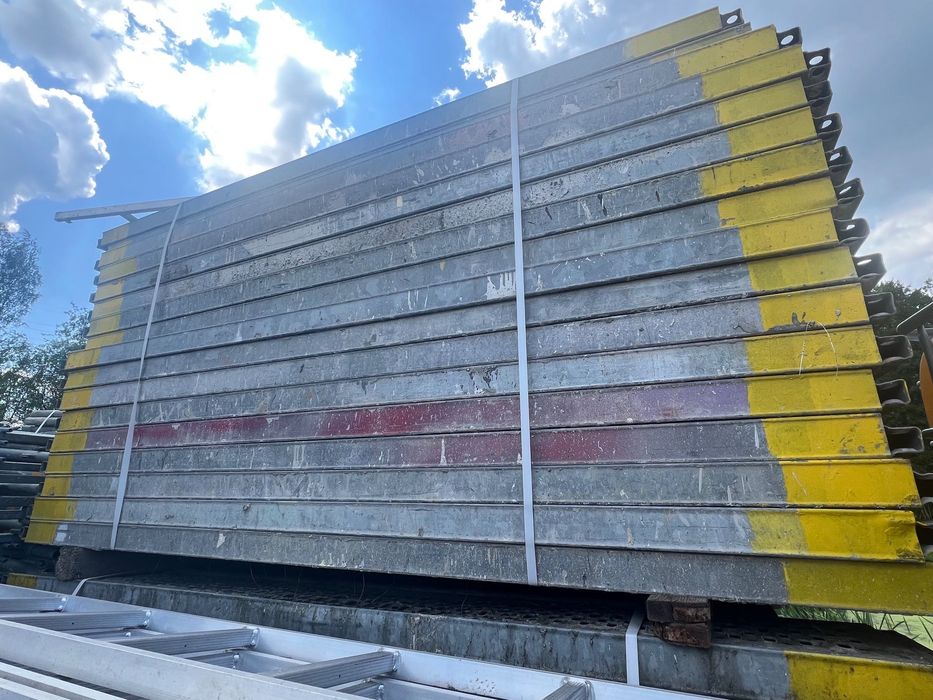 Podest aluminiowy elewacyjny 2-2,5m