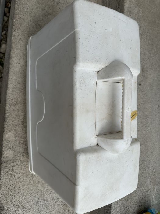 Електрична швейна машинка