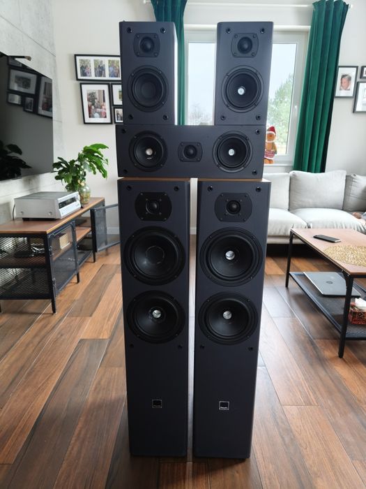 Kino domowe: amplituner Onkyo TX-SR307 + głośniki mAudio HCS-9920 MkII