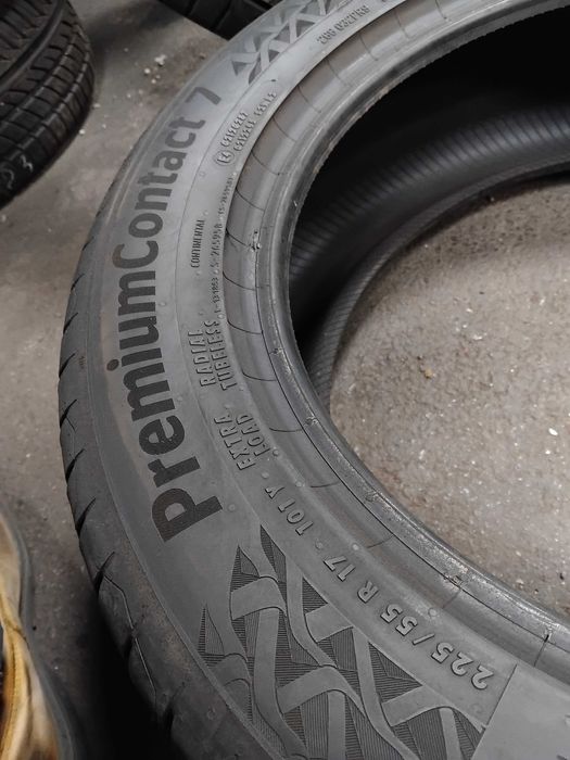 Шини бу 225/55 R17 Continental Premium Contact 7 Пара Літо