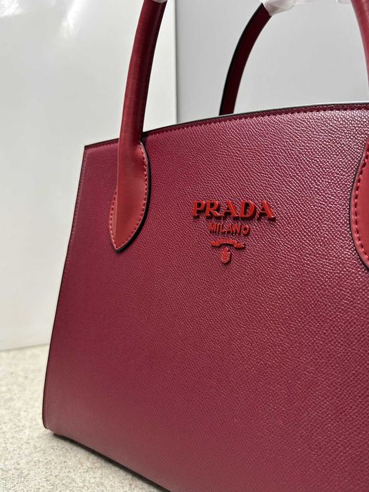 Сумка Prada бордова шкіряна / Женская кожаная сумка Прада бордо