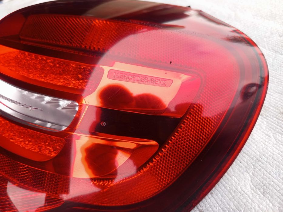Lampa Prawa Tylna LED w Błotnik MERCEDES GLA W156 Lift A156.906.8400