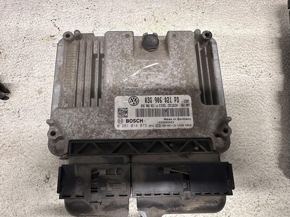Zestaw startowy Volswagen Caddy 1.9TDI,2008r 03G906021PD