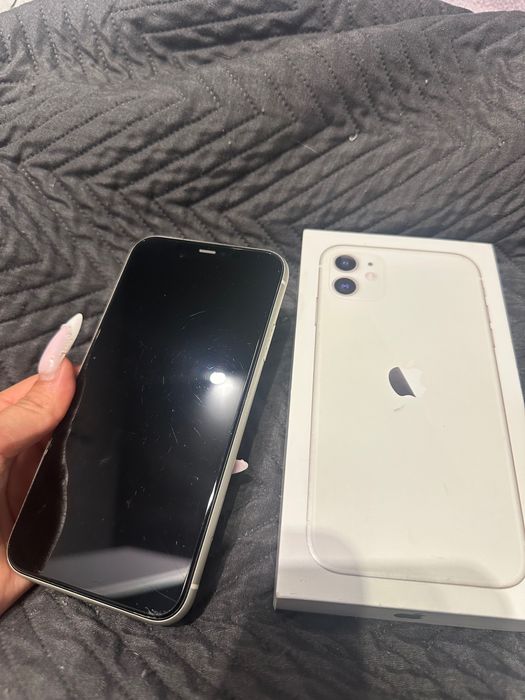 iphone 11 64gb stan bardzo dobry