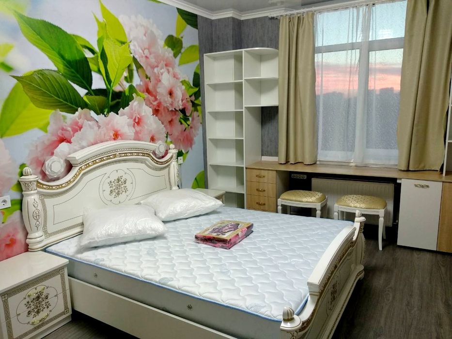 Сдам длительно 3-х комн квартиру в ЖК. Нагорный ул Дюковская центр