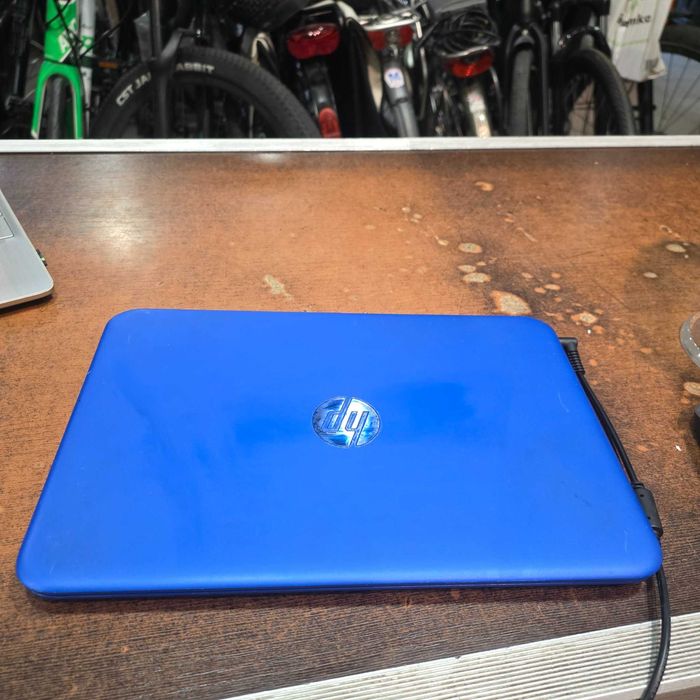 Laptop HP 2x1.6 32gb