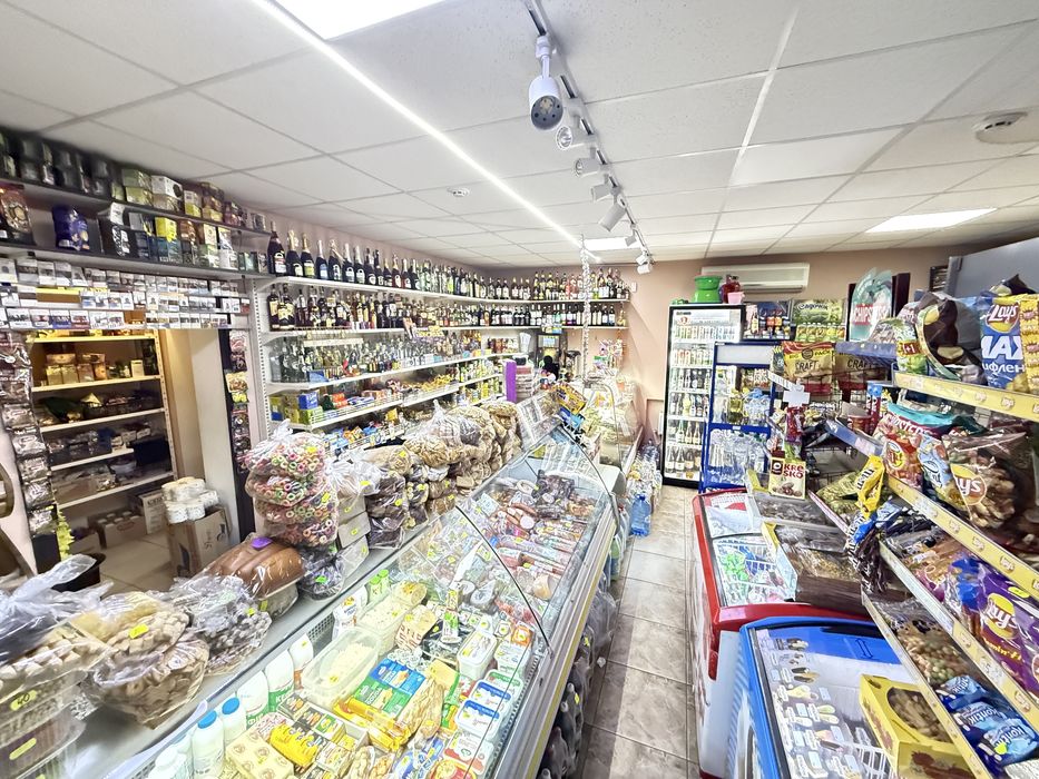 Продам готовий прибутковий бізнес! Дмитрівка, Фасад, кафе + магазин