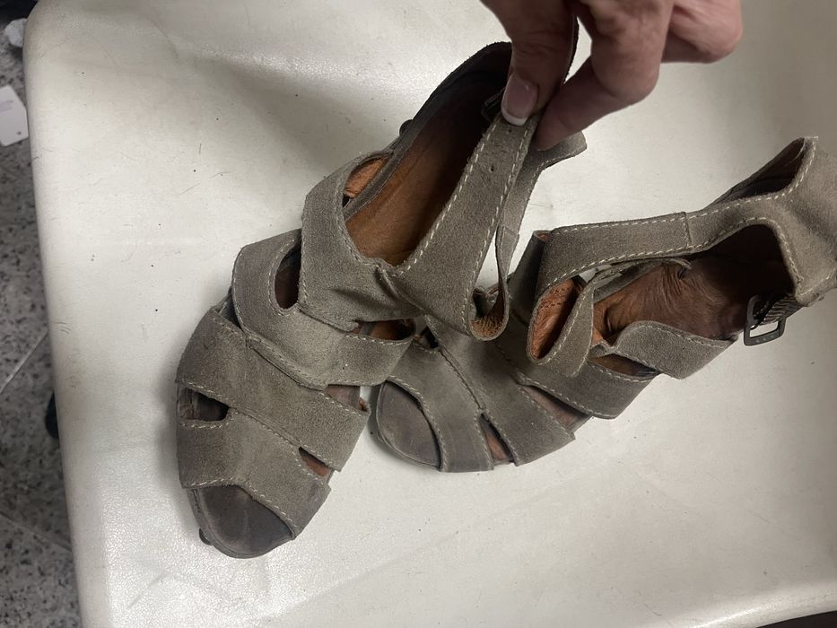 Calsado de mulher usado em bom estado