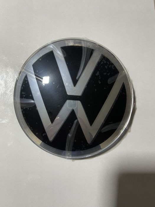 Емблема  значок під радар VW jetta 2018-2021