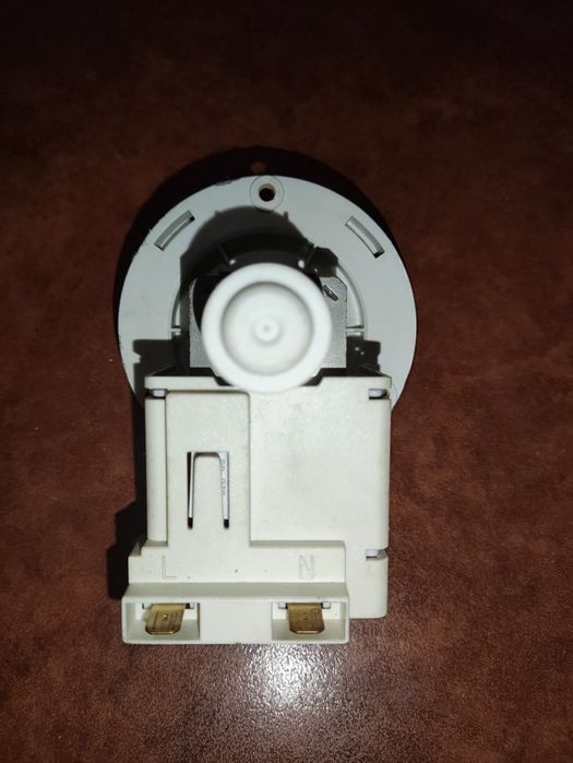 Насос сливной/помпа LEILI BPX2-75 Electrolux 132732020