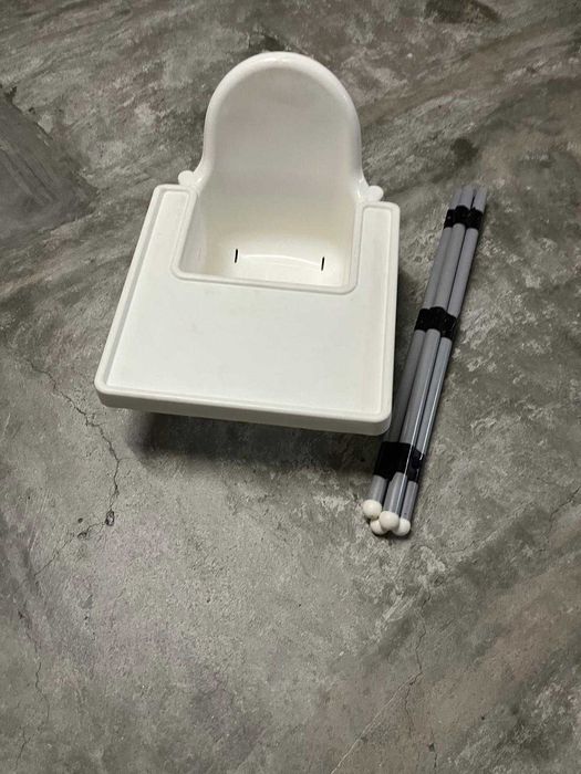 Cadeira de refeição IKEA Antilop com tabuleiro