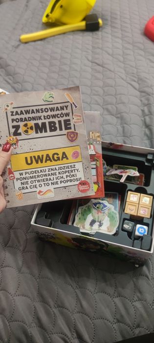 Zombie teenz ewolucja gra