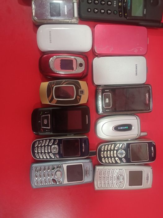 Телефон Samsung c3520