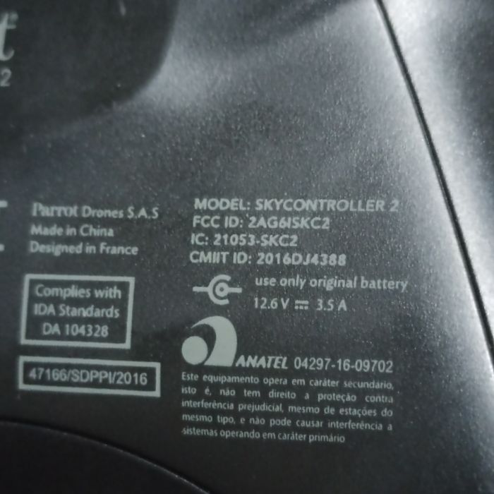 Comando Parrot Skycontroller 2 com carregador