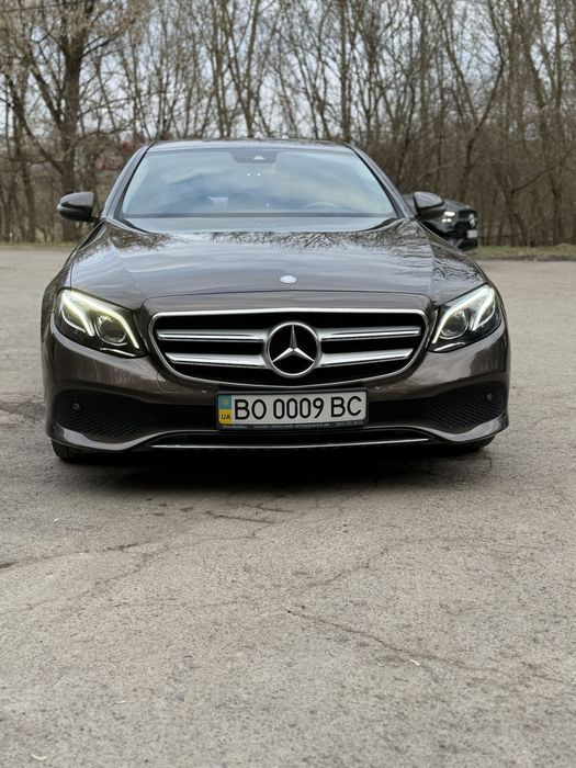 Мерседес w213 220D