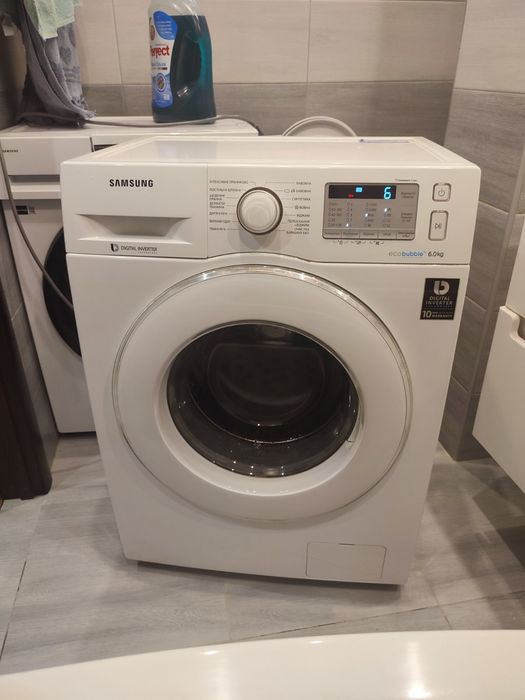 Пральна машина SAMSUNG WW60J5213JW  повністю  робоча