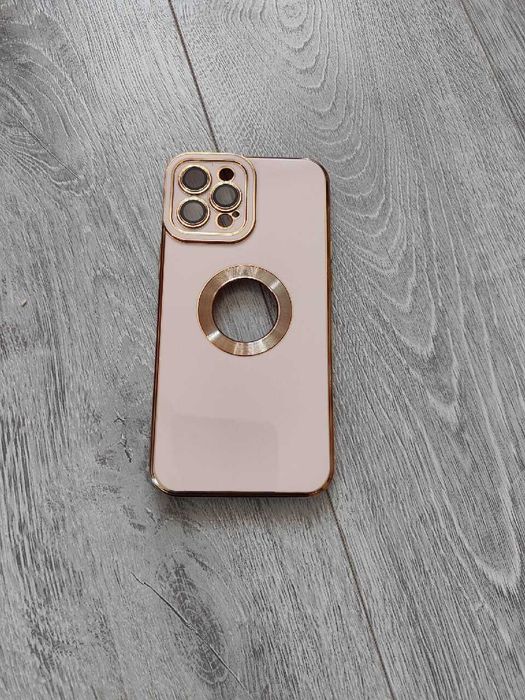 iPhone 12 Pro max etui złote